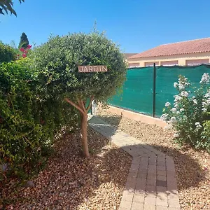 Studio Meuble 30 M2 Les Maures , 900 M Des Plages Appartement